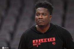 开云-卡佩拉3年2150万重回休斯顿 火箭阵容完成全面升级