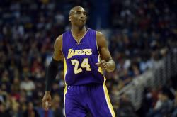 开云体育-阿里纳斯嘲讽科比粉丝：他们只会盯着詹姆斯黑！