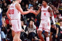 开云体育平台-新人换巨星，火箭队重组3巨头！美媒看好全新3人组：实力联盟第4