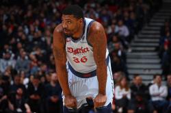 开云体育官网-马库斯-斯玛特与华盛顿奇才达成买断协议