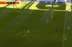 开云中国-半场-曼联0-0利兹联 库尼亚首秀奥比抽射造险利兹联0射门