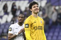 开云体育app-一日英超动向：蓝军“小孩哥”发挥太给力，曼联卖霍伦买新守门员