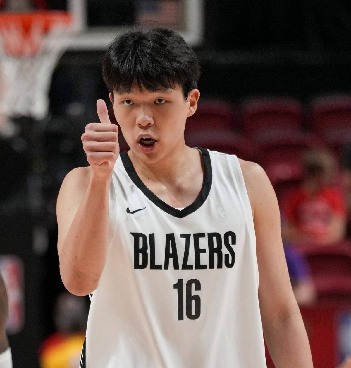 “杨瀚森效应”：波特兰开拓者的成功秘诀