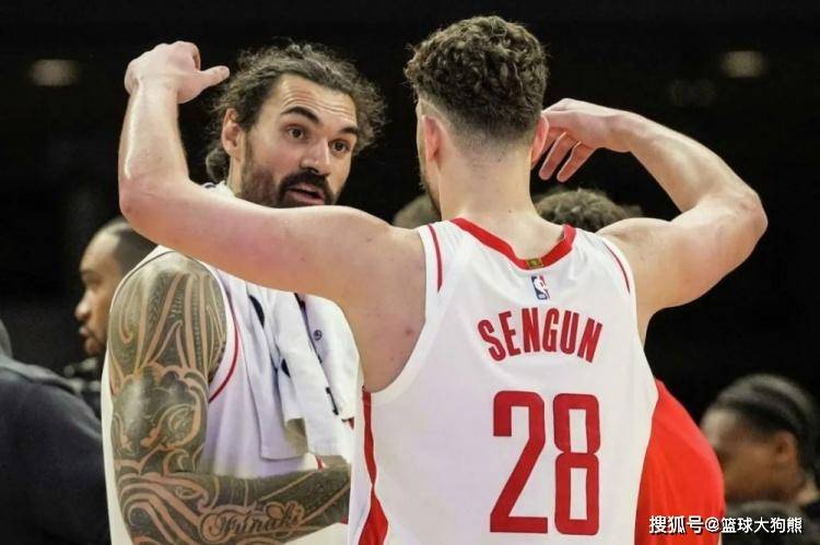 认可双塔战术！火箭队核心喊话乌度卡，亚当斯该获重用？感谢申京送大礼