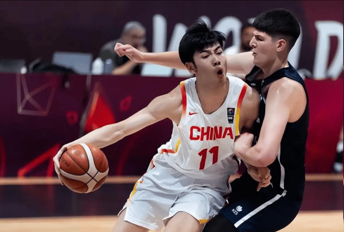 下一个来自中国的NBA首轮秀?不是王俊杰,世界杯场均15+5,才18岁