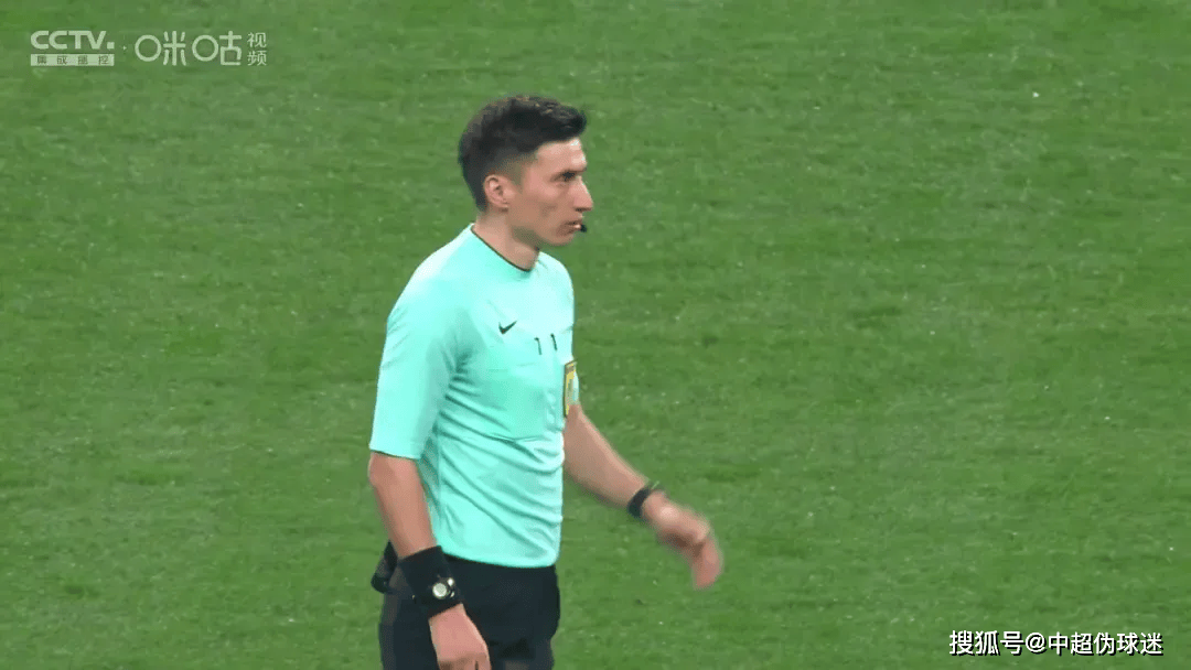 中超26轮裁判选派：外籍裁判执哨保级大战，邢琦复出，麦麦提江在列