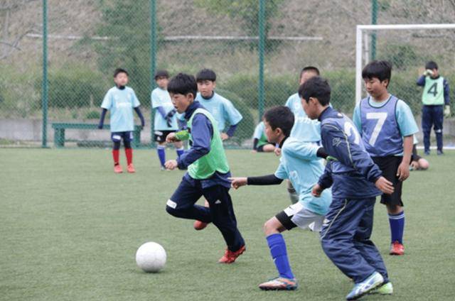 中国足球为何不行？圈子文化才是最大阻碍！