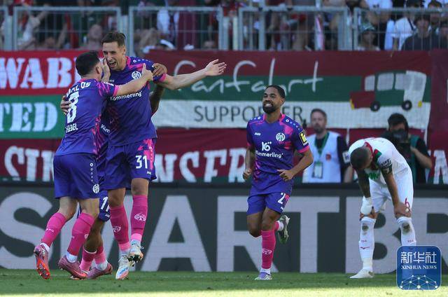 体育|德甲:奥格斯堡不敌美因茨