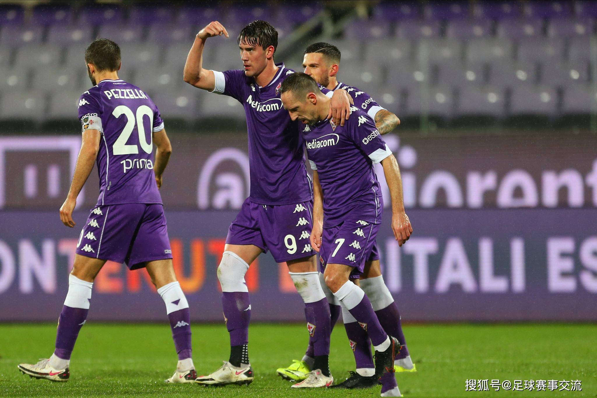 今日足球：克雷莫纳vs维罗纳 埃尔切vs塞维利亚