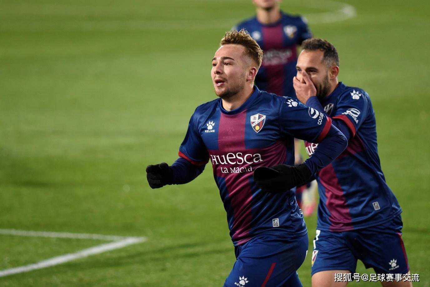 今日足球：纽卡斯尔联vs巴塞罗那 马德里竞技vs热刺